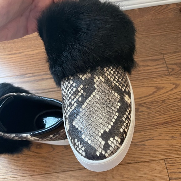 Michael Kors Maven Embossed Snakeskin Print Leather and Rabbit Fur Sneak… - Picture 5 of 13